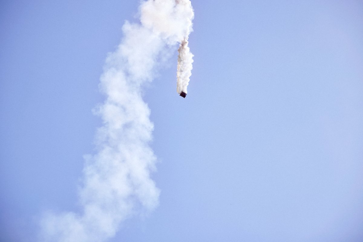 Enceinte soundboks rider dans le ciel effet fusée